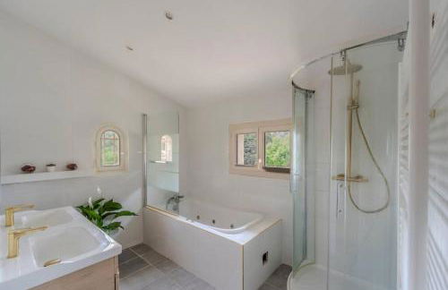 La Provence : Piscine, Tennis, Cinéma & Plus - Foto 41