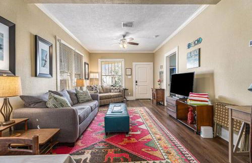 Beachy Bungalow! 2BD, King Bed - Foto 11