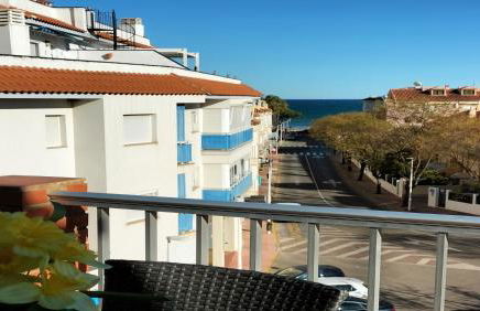 ApartiaBeach Apartamentos - Foto 1