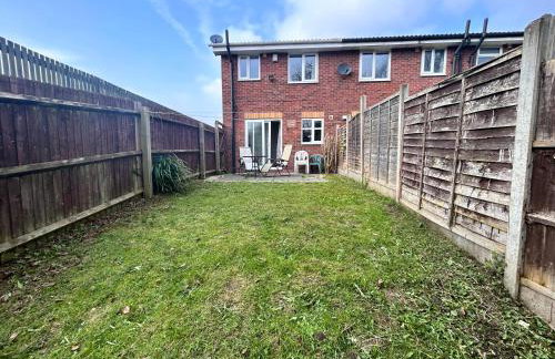 Cosy 2 bedroomed semi detached house - Foto 11