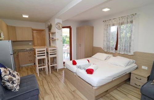 Seaside Apartments Hrka - Studio Apartment with Terrace and Sea View 3 - Foto 12