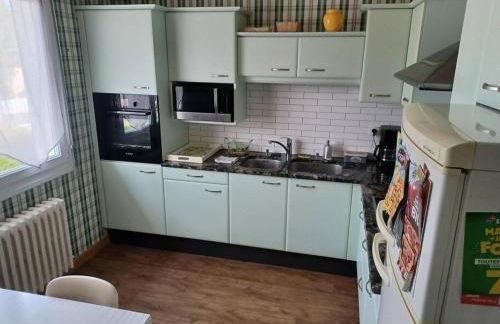 Maison chaleureuse, gîte pour famille, amis, ouvriers... - Photo 10