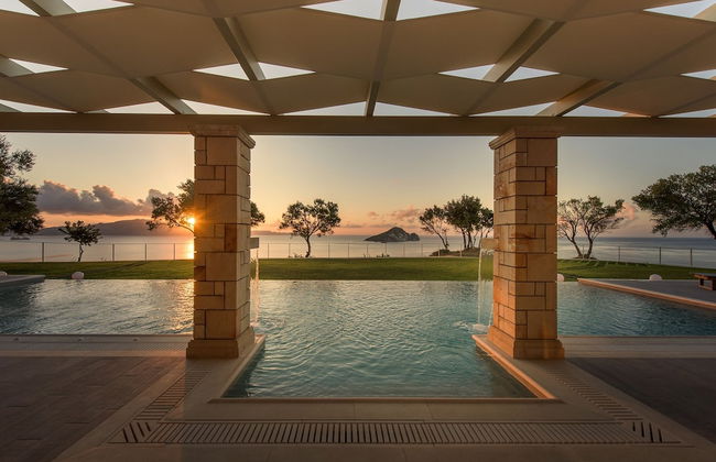 Artina Luxury Villa - Photo 22