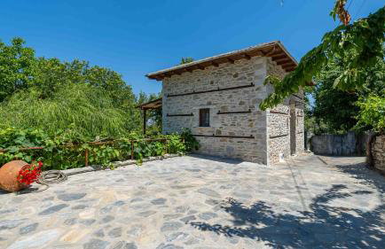 Μountain Whispers - Foto 23