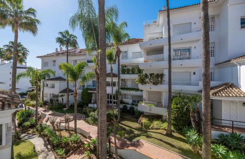 Stunning Duplex by the Golf & Terrace by the beach - Foto 52