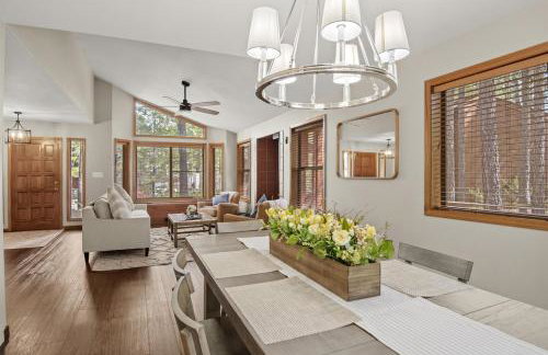 2 Living Rooms Fires Quick Drive Downtown - Foto 10