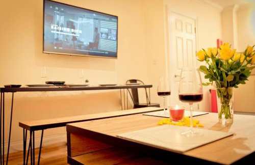 The Modernist - Foto 1