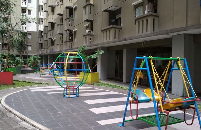 Spacious 3Br At Gateway Ahmad Yani Cicadas Apartment - Photo 20