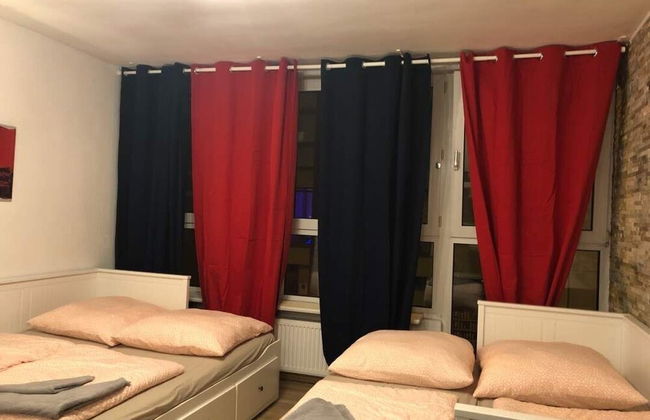 Friesenwall Centrum 5 min to Mainstation - Foto 9