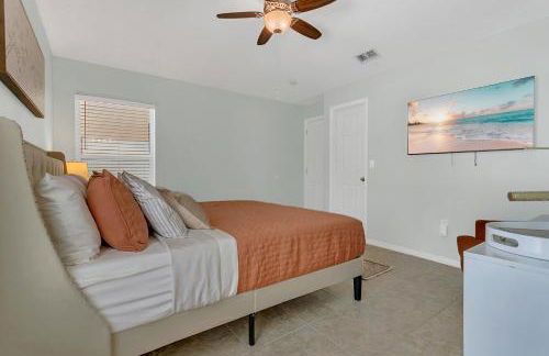 Dream Stay Orlando with a pool and home theater - Photo 18