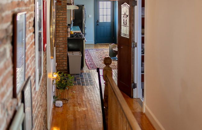 Wyatt's Saloon Guest House 2 - Photo 13