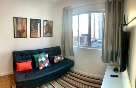 707- Apartamento Encantador, amplo e decorado, quarto, sala, cozinha, mobiliario moderno, cozinha completa com utensílios , Excelente vista da cidade e localização privelegiada no bairro Bigorrilho - Photo 32