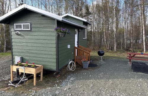 Tiny Home at Bear Mountain -Only 25 Min from Anchorage, Great Central location-Cute & Comfortable - Foto 10