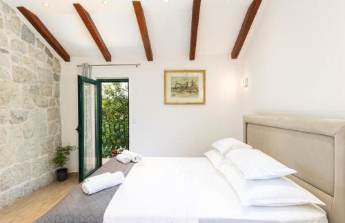 Villa Bella Pietra with private pool, sauna - Photo 30