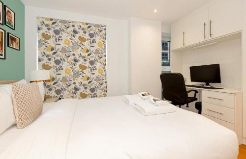 Upscale 3BR Apt w balcony, 3min railway station - Foto 21