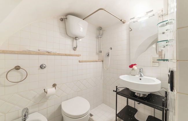 Sweet Suite near Pantheon - Photo 22