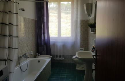 VAL D'ORCIA DELUXE 2, RAFFINATA CASA immersa nel verde con WiFi, giardino e parcheggio - Foto 23