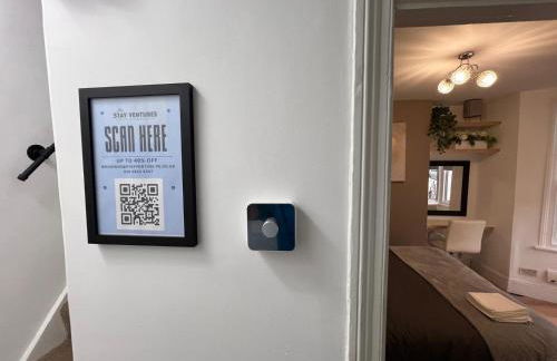 3 bedroom-Contractors-Professionals - Foto 2