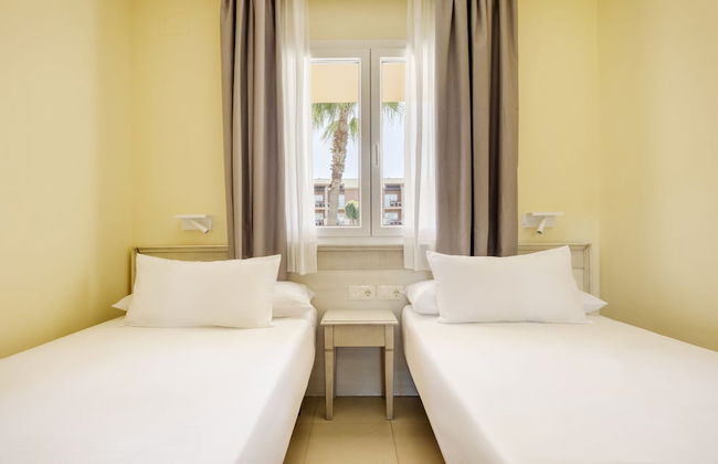 Aparthotel ILUNION Sancti Petri - Foto 19