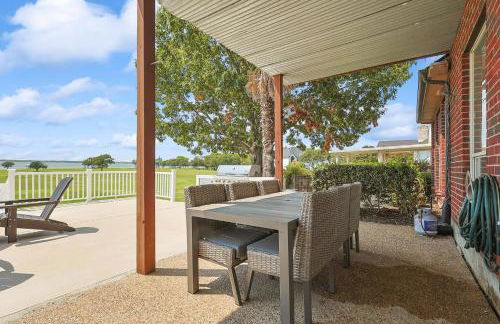 The Best of Lakeside Living - Luxury at its Finest - Photo 41