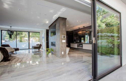 Beverly Hills Luxurious 4BR Villa with Pool and Views - Foto 33