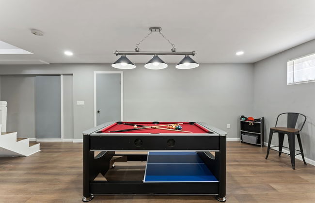 Amazing Vacation House In Poconos~hottub~game Room 6 Bedroom Home - Foto 34