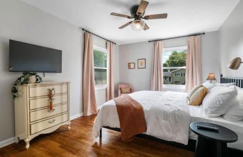 Large Remodeled 4 Bed 3 Bath Secluded With Hot Tub - Foto 28