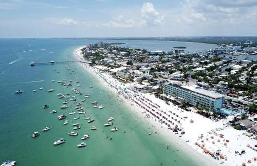 Florida Cottage with Pool in Fort Myers - Foto 7