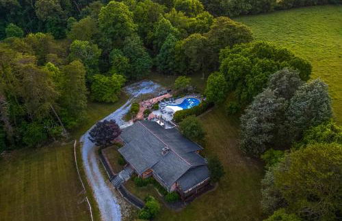 Spacious Serene Cabin Sleep 14 Pool Hot Tub Games - Foto 60