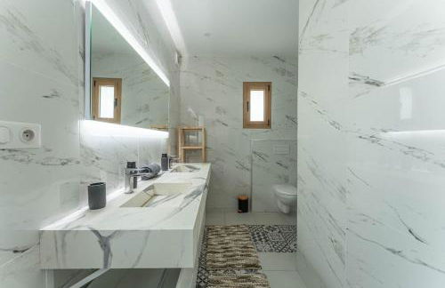 Villa le Trèfle with pool - Photo 21