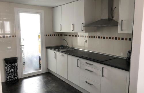 5 bedroom villa in Cala Vadella - Foto 16