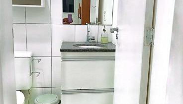 Apartamento com 2 quartos mobiliado, em ótima localização ao lado do shopping e perto de transportes públicos e perto de praias - Foto 4