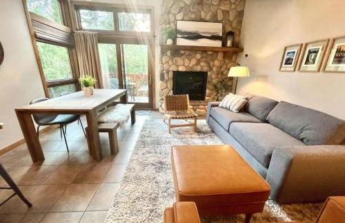 Ski in Ski out Townhome, Indoor and outdoor pools, hot tub, fire pits, and more - Foto 7