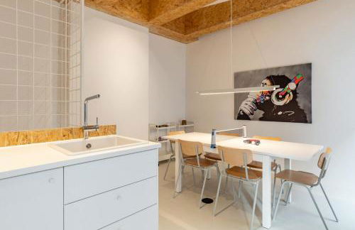 Scandinavian Loft Duplex -50sqm- near Antonplatz - Foto 12