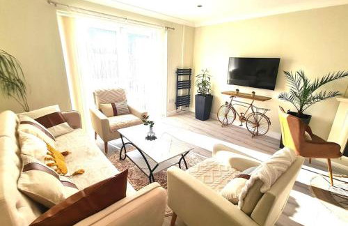 The Art Gallery Guest House - Newport Cozy 3-Bedroom Home - Foto 30