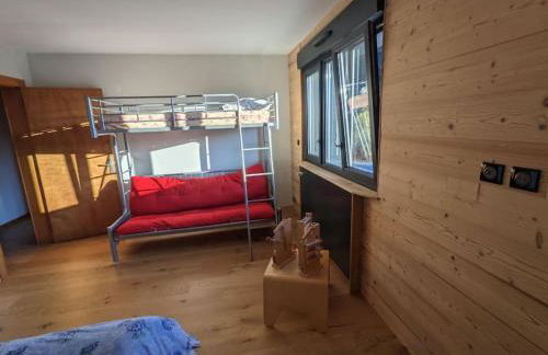 Superbe Chalet refait à neuf, idéal famille, Sportifs 2 nuits minimum - Foto 17