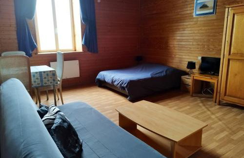 Appartement familial à Blaignac avec Piscine 100m² 8 personnes - Foto 17