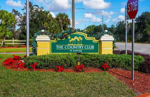 Sebring Retreat with Direct Golf Course Access! - Foto 35