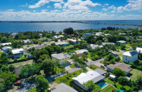 Jensen Beach pool home w/ Guest Suite - Photo 36