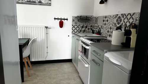 Escapade à 700m de la mer, parking et terrasse le capucin - Foto 5