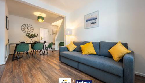 Stylish 2 BR Townhouse By StirkMartin Stays Short Lets & Serviced Accommodation Cardiff With Free Parking & Sleeps5 - Foto 2