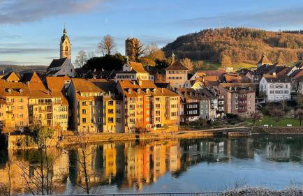 Panorama-Wohnung in Laufenburg mit Carport und Bahn-Bus-gratis KONUS - Foto 12