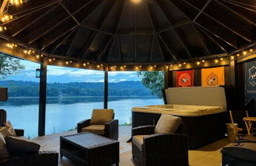 Hagrid's Hut - Harry Potter Riverfront Experience - Foto 12