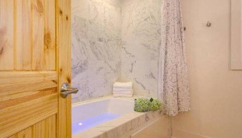 Downtown Fairhope Cottage - Foto 4, Shower