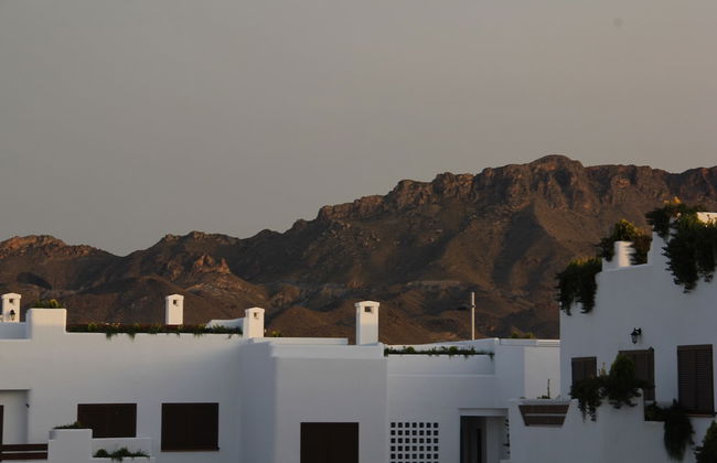 2 Room, Sleeps 4, Parking, 4 Pools, Sea 1st Line - Foto 41