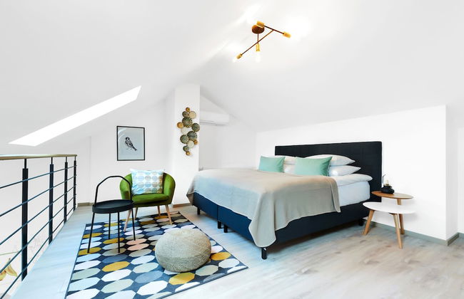 Honest SMICHOV - Foto 28