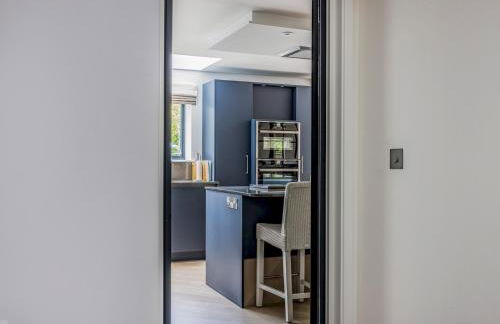 Modern Stylish Bosham Home - Pass The Keys - Foto 54