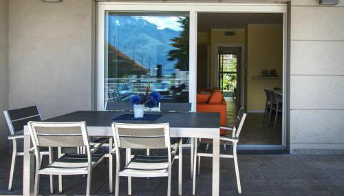 Yellow Lake View by Halldis - Foto 2, Garden