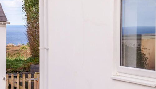 Fifty Degrees North - Foto 2