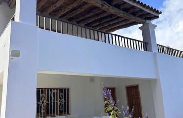 Villa en zona Playa D'en Bossa con gran piscina - Photo 11